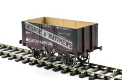 7 Plank Wagon 9' Wheelbase Geoge & Matthews 5 - Weathered