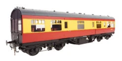 50ft Inspection Saloon BR Crimson/Cream Black Ends -HORNBY Sales Store 9101 4