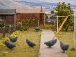 O Gauge Pets, Wildlife & Livestock - Foxes - Pack Of 2 -HORNBY Sales Store Fox 2 5261d7ce 9d9e 48c0 a12a 0d115f2141ba