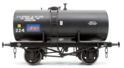 14T EGS # 224 Class B Anchor Mounted Tank -HORNBY Sales Store IMG 0820 236c38e3 0514 4a6e be65 a266f44b865f