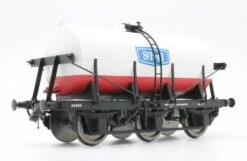 Pre-Owned 6 Wheel Milk Tanker St Ivel No.44009