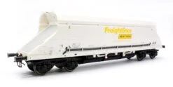 HIA Freightliner White Heavy Haul Limestone Hopper 369027 6 HIA Freightliner White Heavy Haul Limestone Hopper 369027 -HORNBY Sales Store IMG 2688 6a67cd6c 8a29 4e5e b431 87b9b8eced16