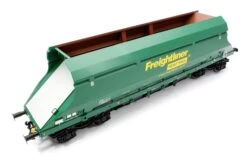 HIA Freightliner Green Heavy Haul Limestone Hopper 369002 -HORNBY Sales Store IMG 2706 d006ef8c 1975 42a7 81a5 20787905db11