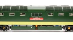 Class 55 Deltic BR Two-Tone Green 55002 'The Kings Own Yorkshire Light Infantry' (Full Yellow Ends) Diesel Locomotive -HORNBY Sales Store IMG 3295