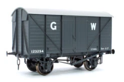 Great Western Standard 12T Van Grey 123254 -HORNBY Sales Store IMG 3613 b9373192 a4fe 4d84 a280 75ce9a6b5d32