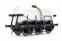Pre-Owned 6 Wheel Tanker 'Unigate Creameries' No.44013