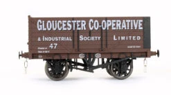 Pre-Owned 'Gloucester Co-Operative & Industrial Society Limited' 7 Plank Open Wagon No.47 -HORNBY Sales Store IMG 4362 a6c3f37d ce3e 4601 99bd bb3754ce9d4b