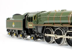 Pre-Owned BR Green 4-6-2 Britannia Class 'Britannia' 70000 Steam Locomotive -HORNBY Sales Store IMG 4665 47ef1f65 3c6c 4562 b46e b883f66ecdf3