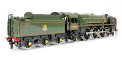 Pre-Owned BR Green 4-6-2 Britannia Class 'Britannia' 70000 Steam Locomotive -HORNBY Sales Store IMG 4666 b3c1deca 239a 4f32 8308 17c961fe0298
