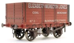 7 Plank 9' W/B Elizabeth Jones No 3 - Weathered -HORNBY Sales Store IMG 5401