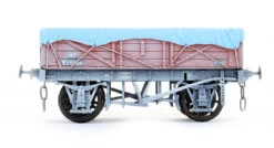 Pre-Owned BR Bauxite China Clay Wagon P19950 (Weathered) -HORNBY Sales Store IMG 6269 668f4453 64fc 48ad 92ab 95872ed153c9