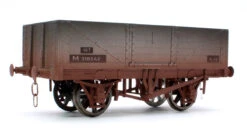 5 Plank BR M318242 - Weathered -HORNBY Sales Store IMG 6624 ddbadae6 7351 402b 89c5 ab9021d06def