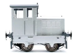 Ruston & Hornsby 48DS Dark Green ‘Sir William McAlpine’ (Enclosed Cab) Diesel Shunter -HORNBY Sales Store IMG 7116 84e8bec1 918f 4d32 affb eca77e28a200