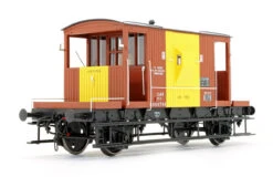 Pre-Owned BR 20T Brake Van B954768 Bauxite / Yellow (Air Braked)