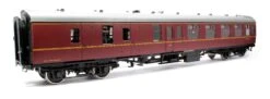 BR Mk1 Maroon BSK E34327 With Window Beading - DCC Fitted