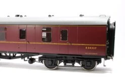 BR Mk1 Maroon BSK E34327 With Window Beading -HORNBY Sales Store IMG 8324 39ffb836 34a8 43f5 af4d df4163fef31d