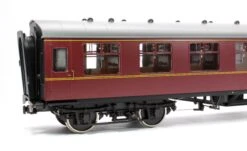 BR Mk1 Maroon SK M24438 With Window Beading - DCC Fitted -HORNBY Sales Store IMG 8330 b04be4a3 e072 432d b07e bfc3e4a7c912