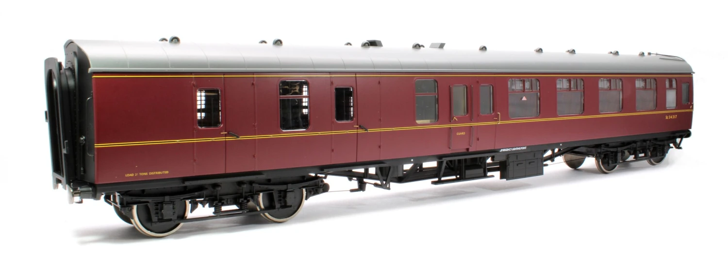 BR Mk1 Maroon BSK Sc34317 With Window Beading - DCC Fitted 1 BR Mk1 Maroon BSK Sc34317 With Window Beading - DCC Fitted
