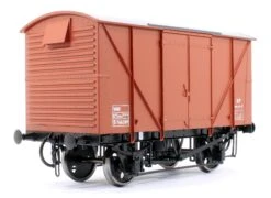 BR Standard Plywood Van Diagram 213 Bauxite B766389 -HORNBY Sales Store IMG 9347 1c467f96 e4ff 4c0b bf59 84b2c73889ab