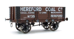 5 Plank 9Ft Hereford Coal 35 -HORNBY Sales Store IMG 9424 75d6709c d703 4f7d 8ae9 577d1efb3a52