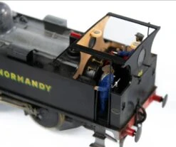 O Gauge Loco Specific Crew - Dapol B4 Crew Pack -HORNBY Sales Store LON2754 scaled 1519d6cc 92d2 45fc 9942 bac31b71e2b8