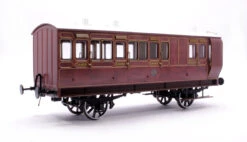 Stroudley 4 Wheel Main Line Oil Lit Brake 3rd Mahogany 1031 - DCC & Light Bar Fitted -HORNBY Sales Store MG 1711 d0c9612a c98f 4481 bbfa f0656b47c4f5
