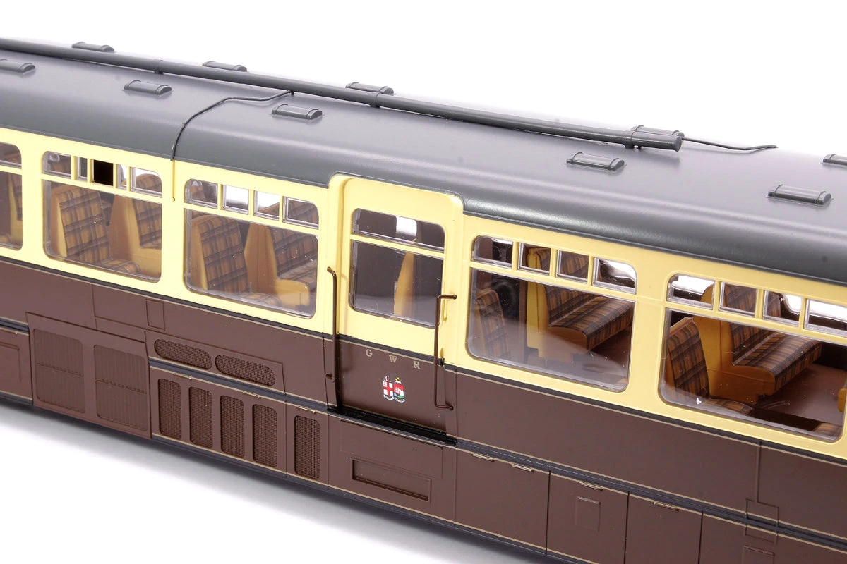 Streamlined Railcar 16 Lined Chocolate & Cream GWR Twin Cities Diesel Locomotive - DCC Sound 8 Streamlined Railcar 16 Lined Chocolate & Cream GWR Twin Cities Diesel Locomotive - DCC Sound - Image 8
