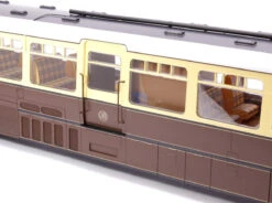 Streamlined Railcar 10 Lined Chocolate & Cream GWR Monogram Diesel Locomotive - DCC Sound -HORNBY Sales Store MG 8268 8b06d821 125a 492a 9424 41a80aa76276