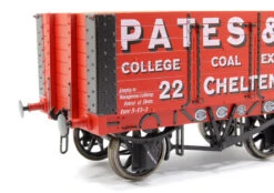 7 Plank 9' Wheelbase 2 Door Pates & Co No 22 -HORNBY Sales Store MG 8321