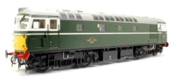 Class 26 BR Green (Unnumbered) With Small Yellow Panel Diesel Locomotive - Damaged Box