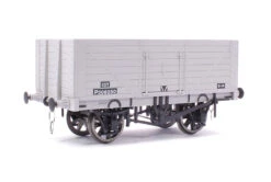 8 Plank BR Grey P308250 5 8 Plank BR Grey P308250 -HORNBY Sales Store MG 9008 fe0b8ba1 a33a 4e39 b849 f74b216fc616