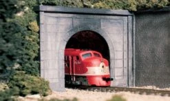Woodland Scenics O Gauge Concrete Single Tunnel Portal