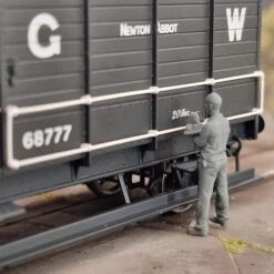 O Gauge 1948-1968 British Railways - Painters & Sign Writer Bundle 3 O Gauge 1948-1968 British Railways - Painters & Sign Writer Bundle -HORNBY Sales Store WhatsApp Image 2023 07 07 at 09.20.21 d87b5dfa 4fde 4935 b20b 594102c51c56